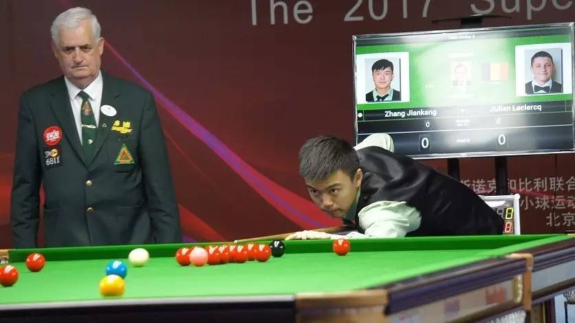 罗宾逊致敬 罗宾逊致敬