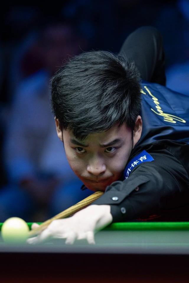 而是一堂由 而是一堂由