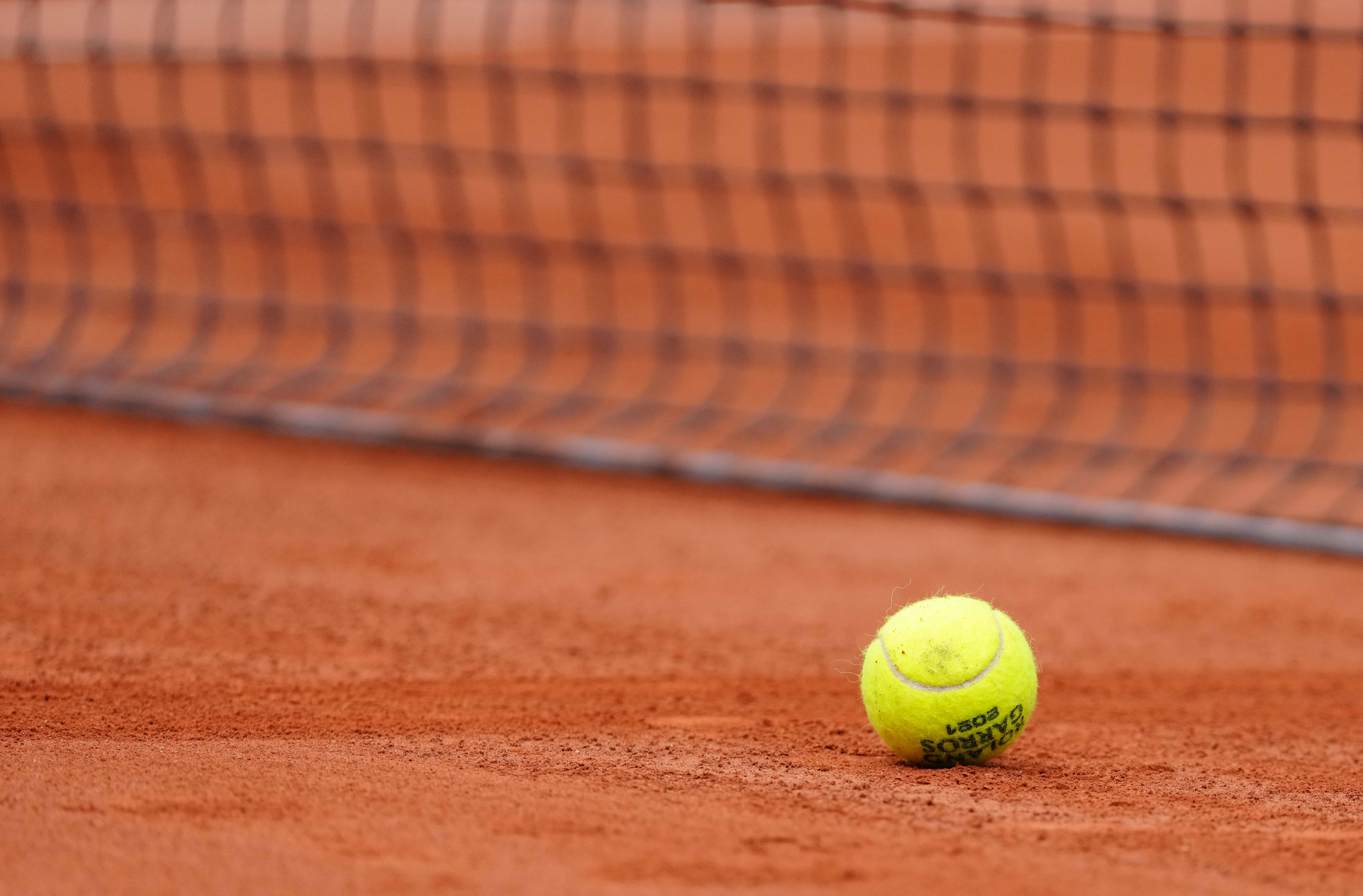 球切入让对 球切入让对